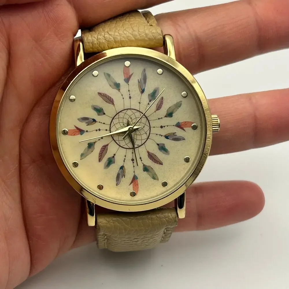 Dream Catcher Dial Gold Cream Leather Women’s Watch Working New Battery